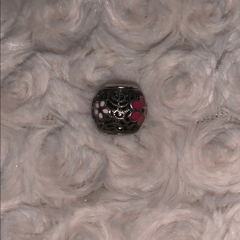 Zales charm for bracelet